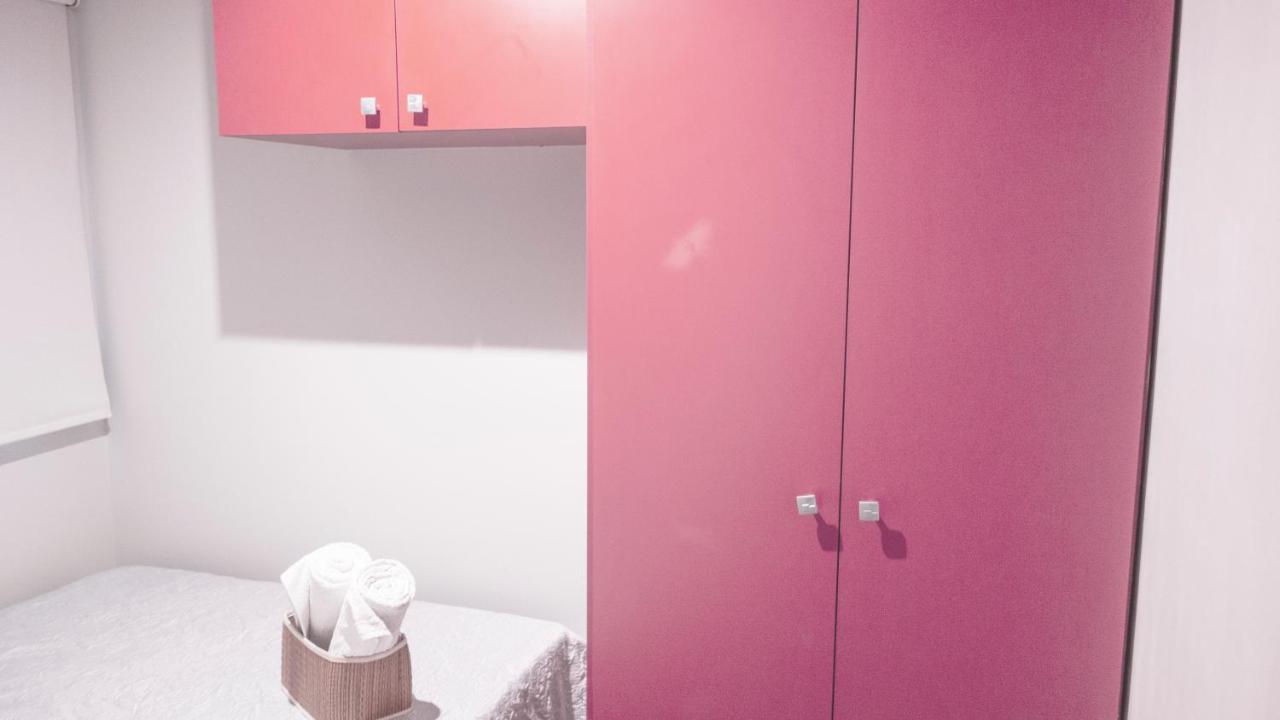 Cozy Apartment In Downtown มาดริด ภายนอก รูปภาพ